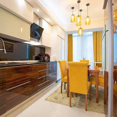 Appartement Dani Center