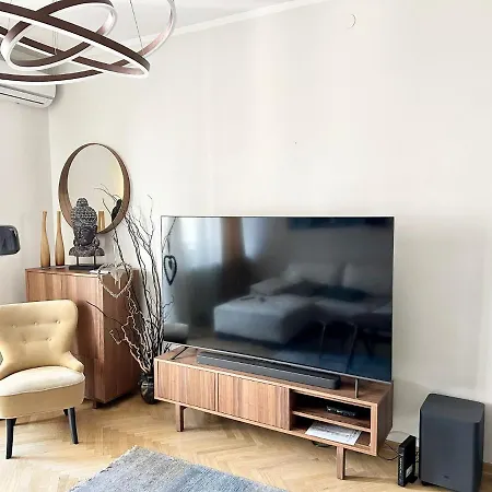 Appartement Dani Center *